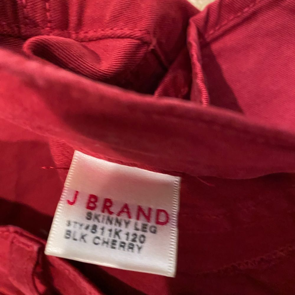J Brand Women's Cotton Twill Jeans in Black Cherry Red Size 28 - Picture 4 of 9